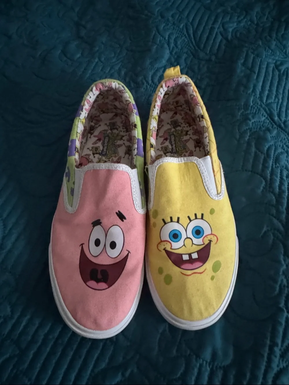 SpongeBob SquarePants Pink & Yellow Character Lined Slip-Ons - Picture 1 of 7